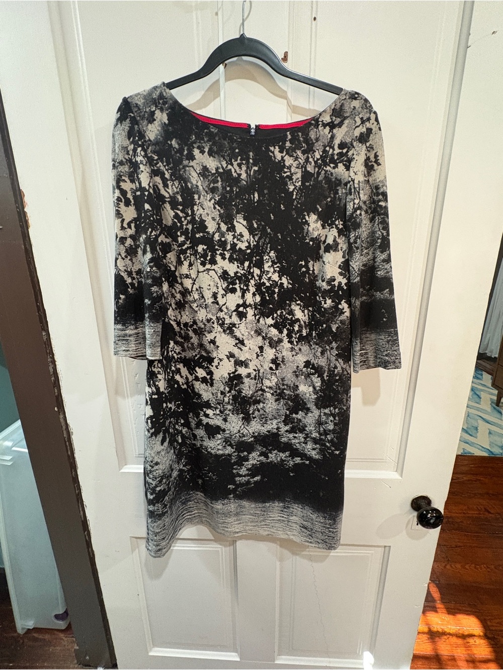 Monochrome Abstract Midi Dress with Three-Quarter Sleeves